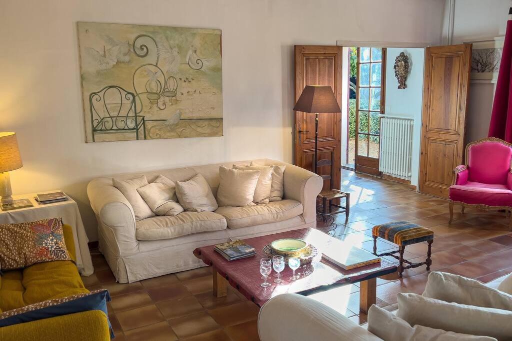 Mas De Charme En Pleine Camargue Villa Saint-Gilles  Exterior foto